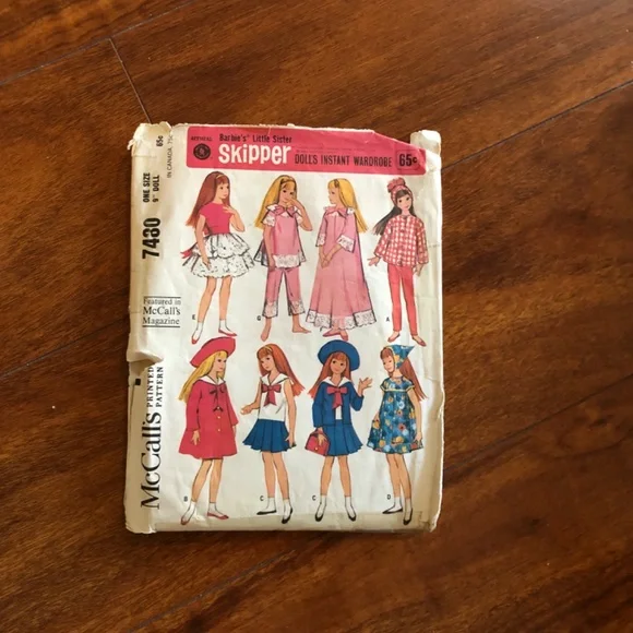 Fashion Doll clothing sewing patterns vintage - Picture 6 of 6